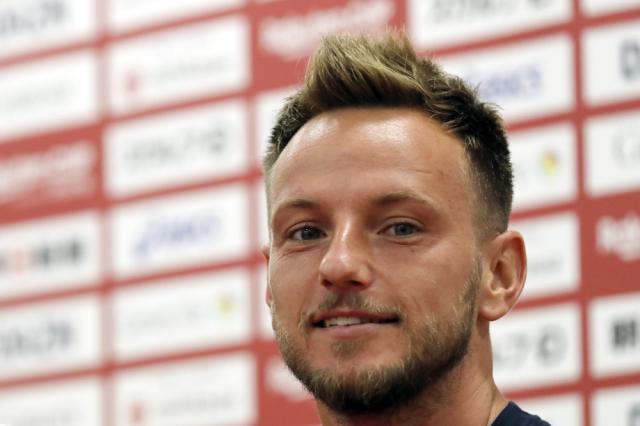 1617629488406067295.jpg 1000.jpg